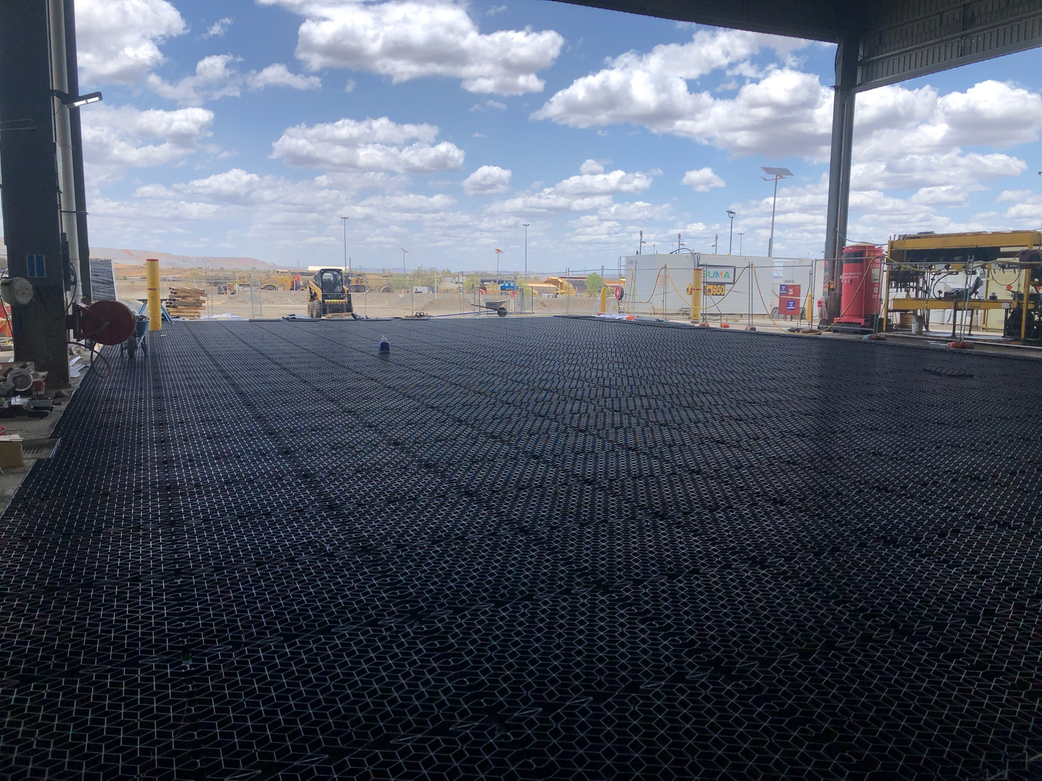 Rombus grid laid directly over the failed slab